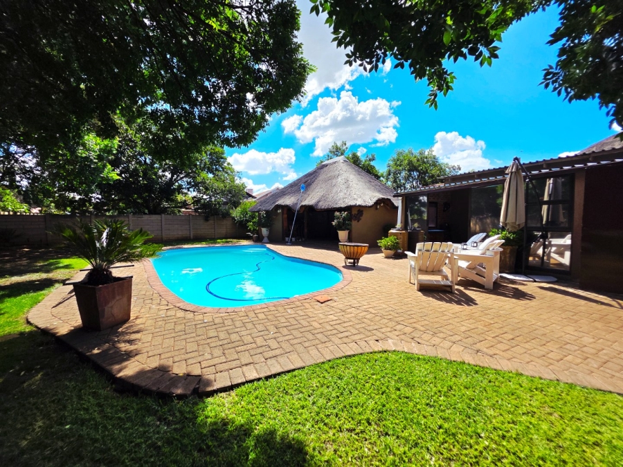 3 Bedroom Property for Sale in Pellissier Free State